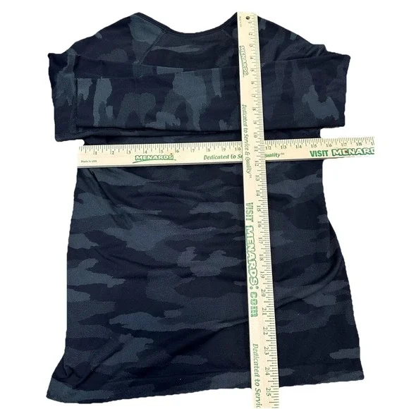 Athleta Speedlight Seamless Black Camo Long Sleeve Active Shirt Top Women's M - Picture 6 of 6